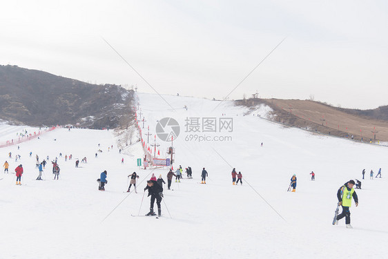 天津盘山滑雪场图片