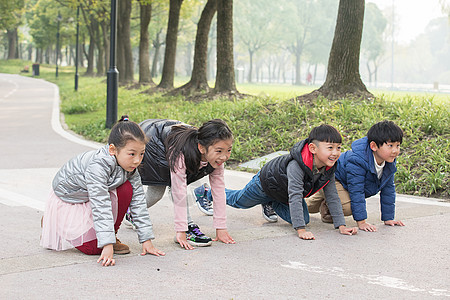 小朋友备跑图片