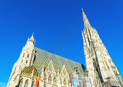 维也纳圣斯特凡大教堂晴天外景高清图片