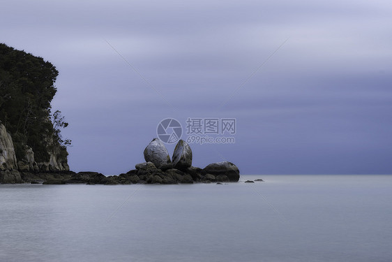 新西兰南岛苹果岩图片