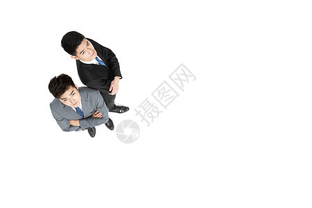 商务男性抱胸俯拍图片