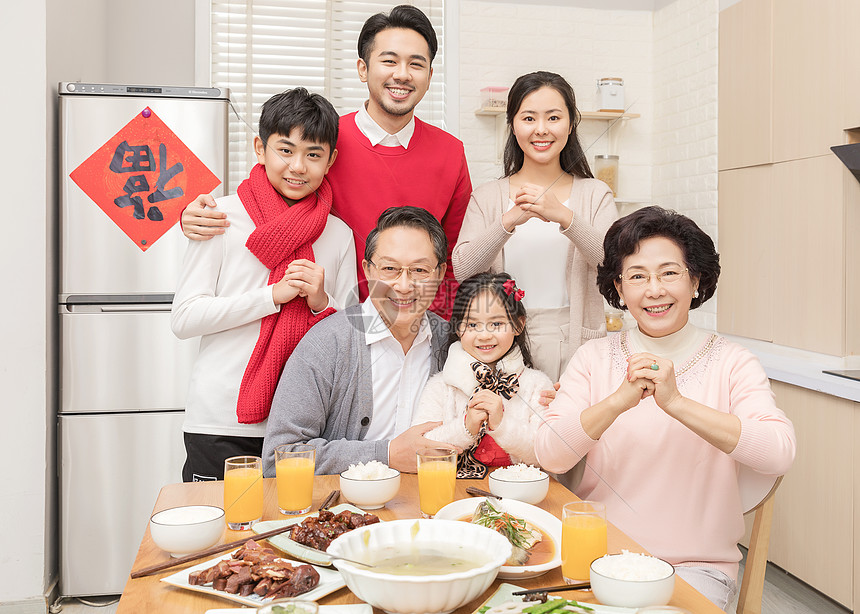 ‘~年夜饭拜年  ~’ 的图片