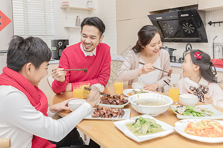 其乐融融的一家人背景图片