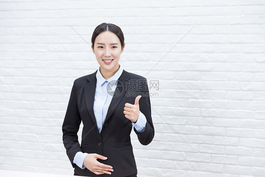 前台年轻接待员高清图片下载 正版图片 摄图网