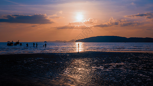 泰国甲米海滩日落图片