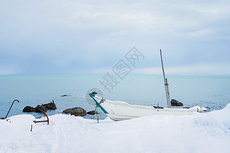 北海道小樽朝里海边小船图片