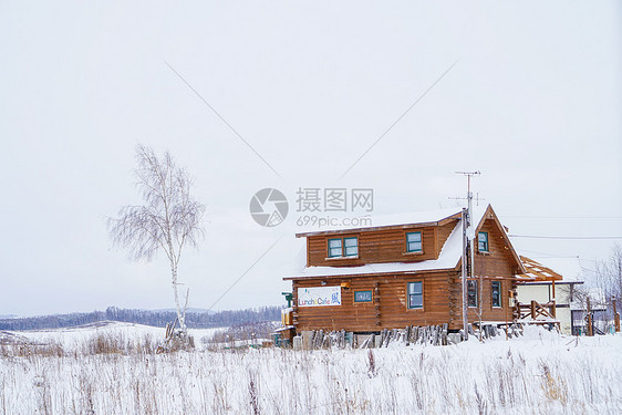 日本北海道富良野四季彩丘图片