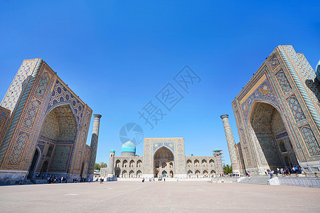 乌兹别克斯坦撒马尔罕雷吉斯坦广场清真寺图片