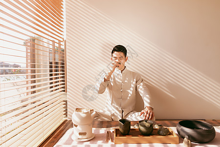 男茶艺师喝茶高清图片