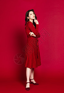 穿红衣服的性感女生背景图片