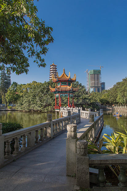 福州西禅寺中心湖亭子图片