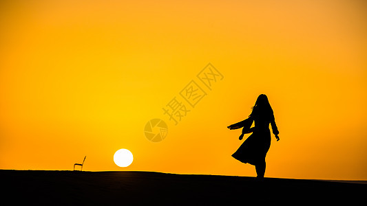撒哈拉沙漠的日出图片