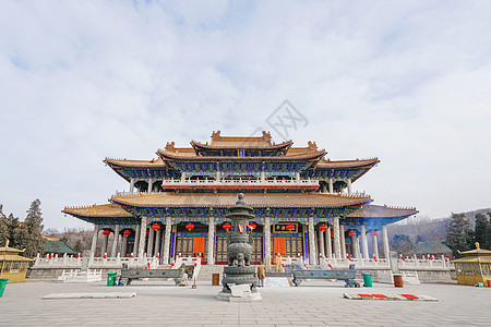 鞍山玉佛寺大门鞍山玉佛苑玉佛寺古建筑群背景