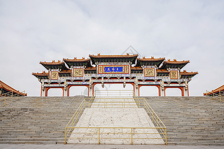 鞍山玉佛寺大门背景