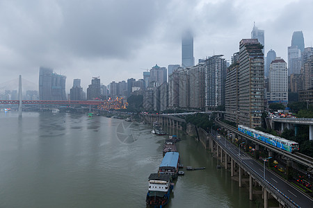 阴雨绵延的重庆市渝中区背景图片