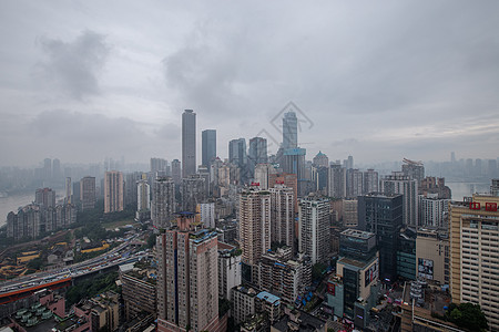 阴雨绵延的重庆市渝中区高清图片