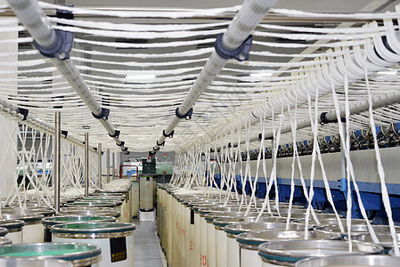 现代纺织厂纺纱图片