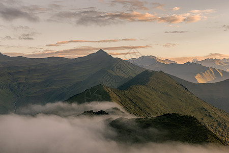 达瓦更扎群山云海日出云层图片