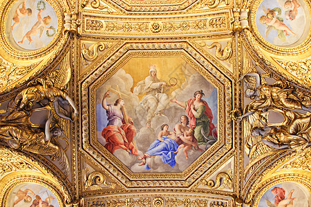 巴黎卢浮宫拱顶图片
