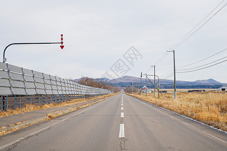 日本北海道阿寒摩周国立公园道路图片