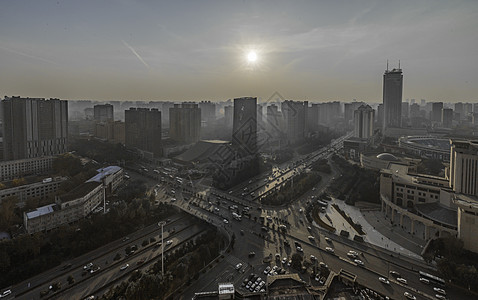 雾霾下的西安长安路立交背景图片