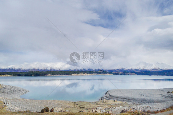 新西兰南岛雪山湖泊图片