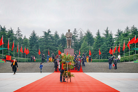 毛泽东广场旅游铜像高清图片