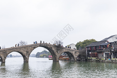 江南古镇朱家角放生桥背景图片