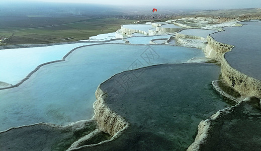 土耳其旅游风光棉花堡天然梯田式钙化池图片