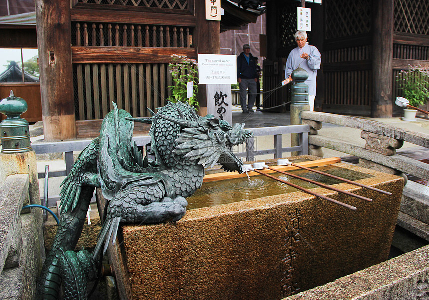 日本京都清水寺御手洗图片