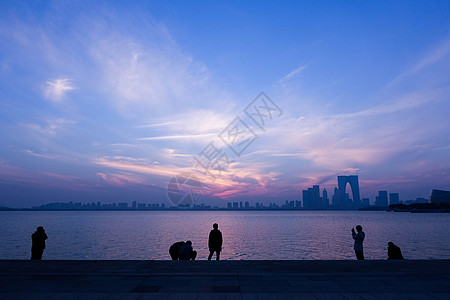 苏州金鸡湖畔的日落背景图片