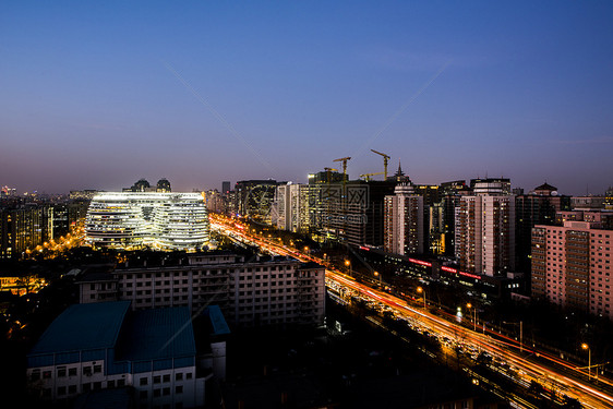 北京银河SOHO夜景建筑图片