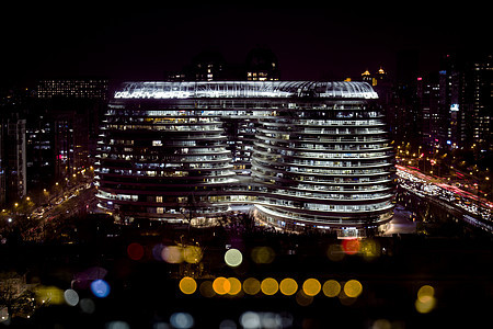 北京银河SOHO夜景建筑图片