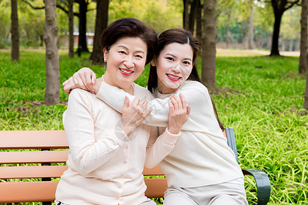 感恩母女背景