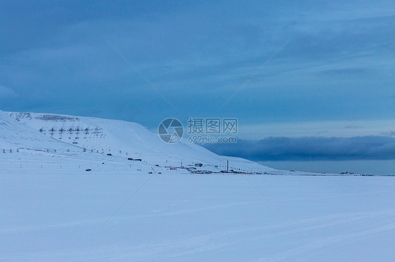 北极壮观的冰原雪山图片