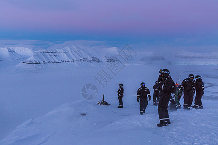 北极冬季户外探险高清图片