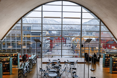 挪威特罗姆瑟北极图书馆内部图片