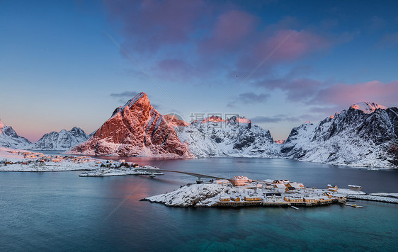 挪威罗弗敦群岛hamony渔村日出风光图片