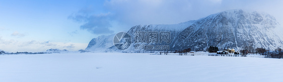 北极圈挪威冬季雪景图片