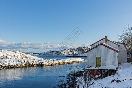 冬季唯美雪中屋挪威罗弗敦群岛世界文化遗产Nusfjord渔村背景