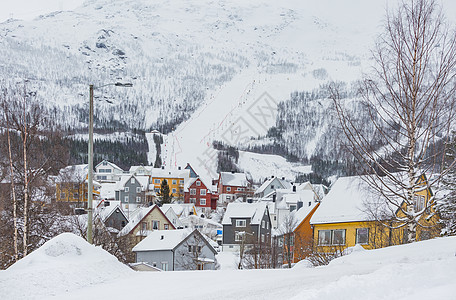 挪威著名旅游滑雪胜地纳尔维克城市风光图片