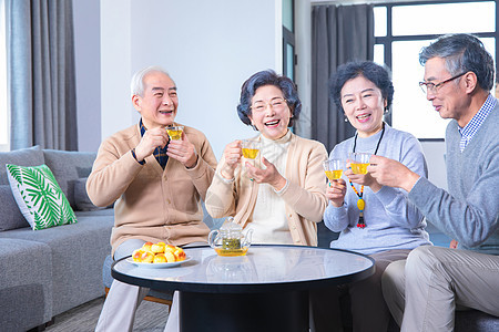 中老年人家庭聚会背景图片