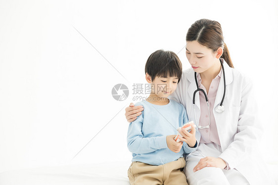 医生给儿童普及牙齿健康图片