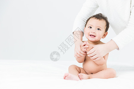 婴儿坐立引导图片