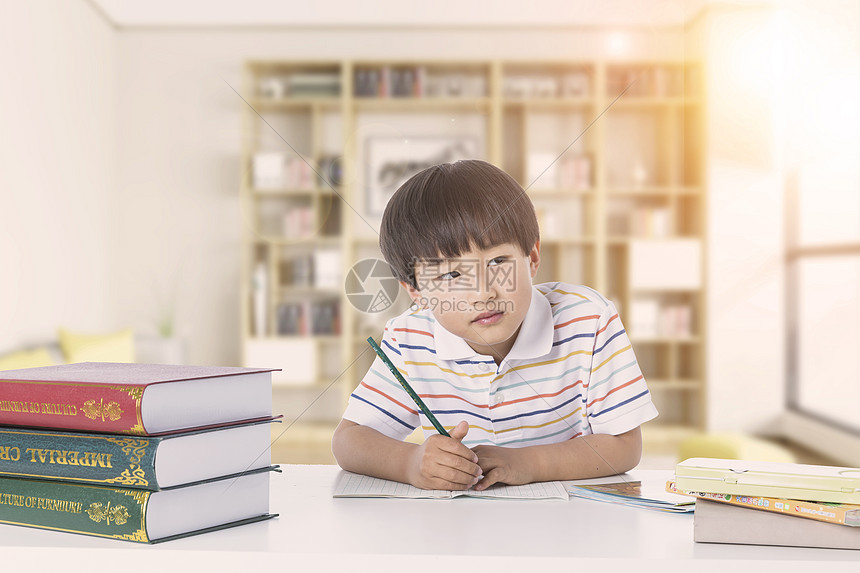 做作业的孩子图片素材-正版创意图片501210724-摄图网