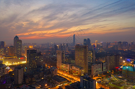 繁华都市高楼大厦金色夜景图片