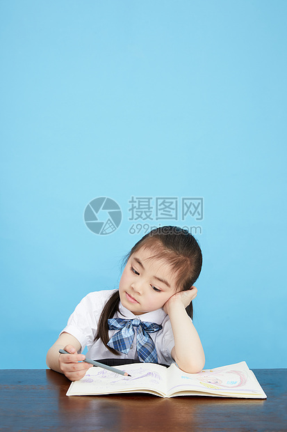 小学生学习烦恼图片