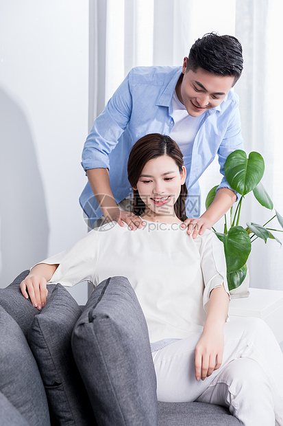 老公为老婆按摩