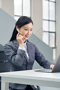 美女蓝牙耳机女性客服背景