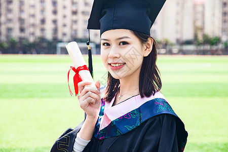 毕业人物大学女生毕业背景